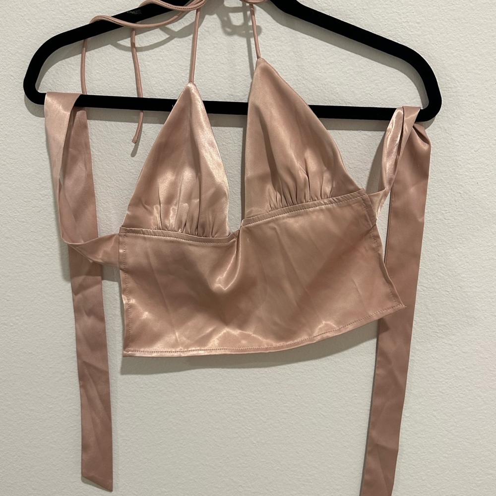 Silk tie top